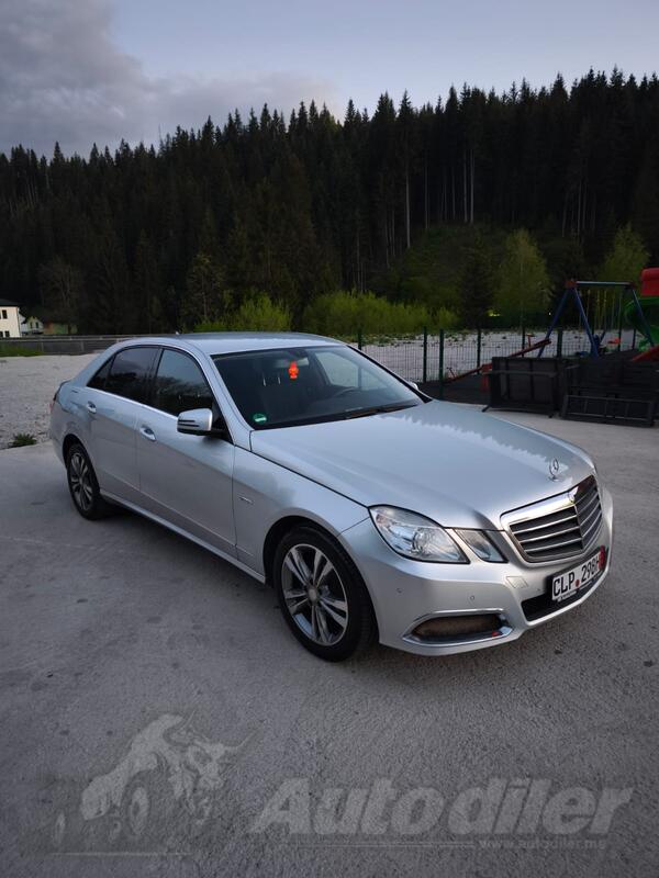 Mercedes Benz - E 220 - 2.2 CDI- 125 kw