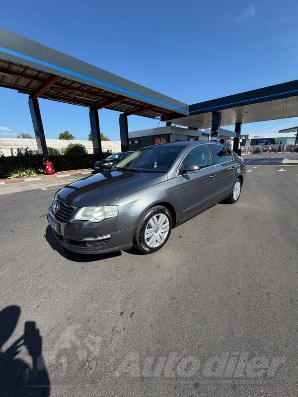 Volkswagen - Passat - 2,O