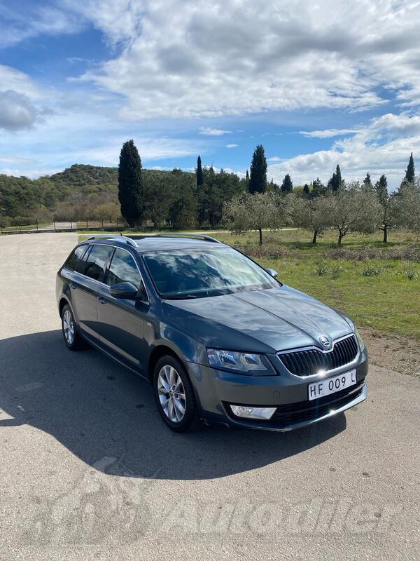 Škoda - Octavia