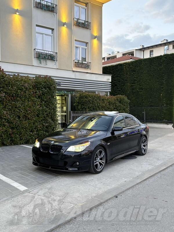 BMW - 530 - 525i