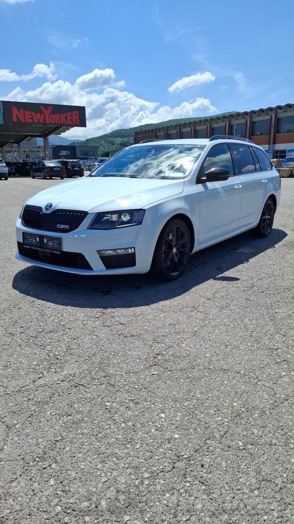 Škoda - Octavia