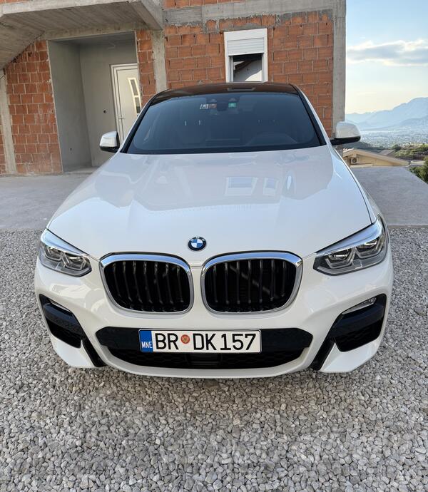 BMW - X4 M - X 4 XDRIVE 20D
