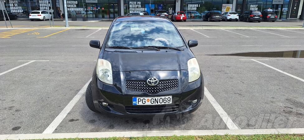 Toyota - Yaris - 1.3