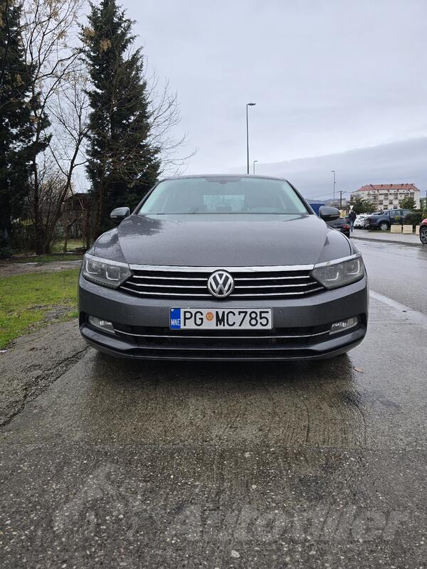 Volkswagen - Passat - 2.0 TDI