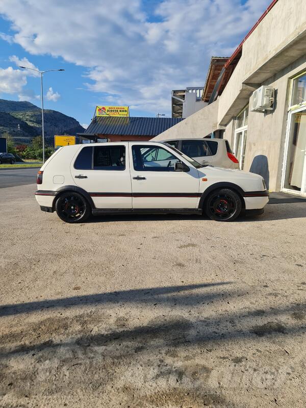 Volkswagen - Golf 3 - 2.0