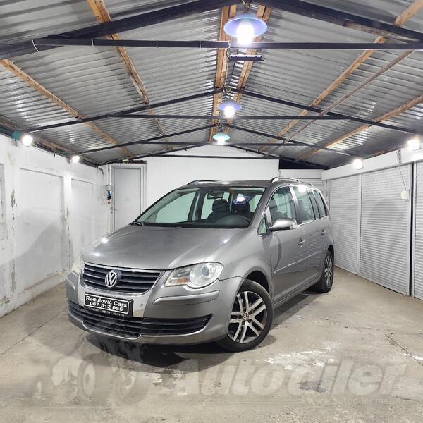 Volkswagen - Touran - 1.9 TDI