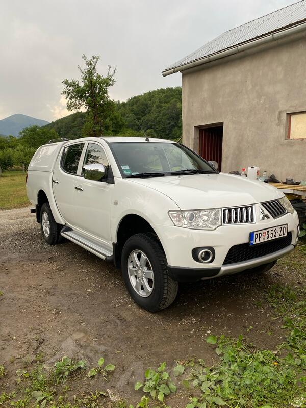 Mitsubishi - L200 - 2.5D