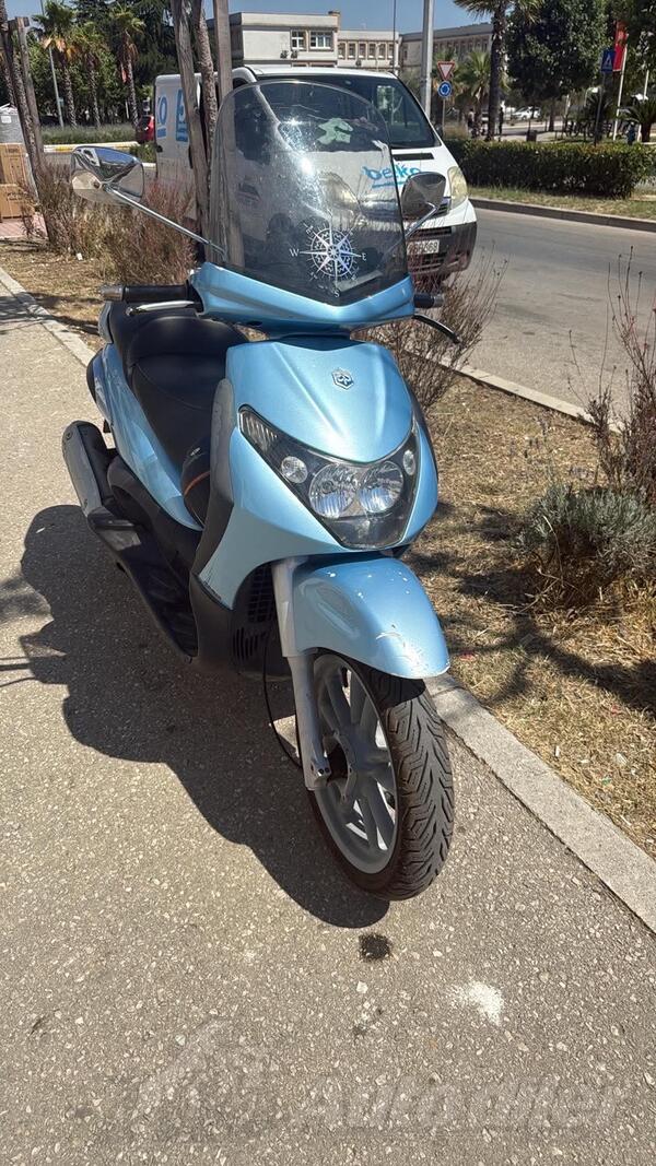 Piaggio - beverly