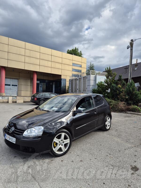 Volkswagen - Golf 5 - 1.9 tdi