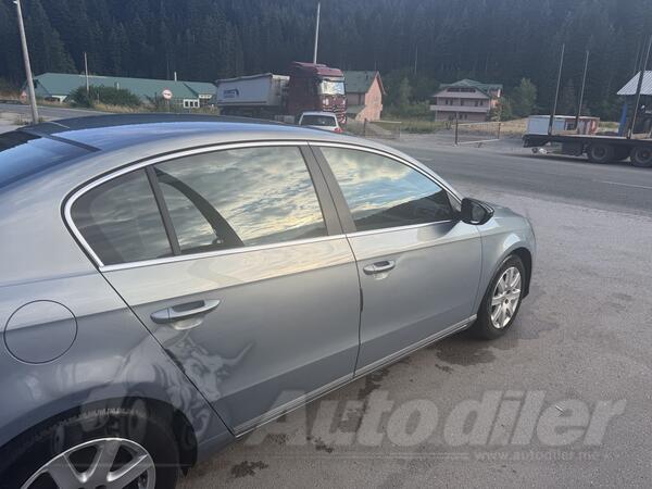Volkswagen - Passat - 2.0 TDI