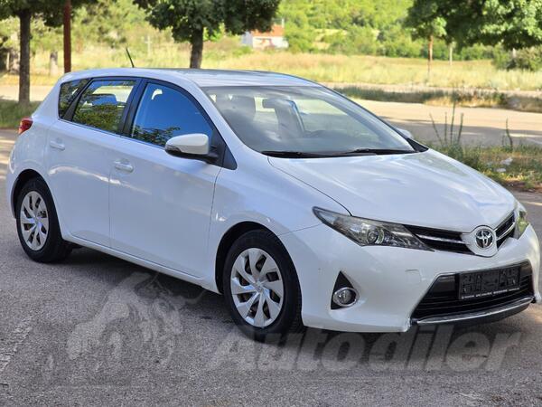 Toyota - Auris - 1,4 d4d