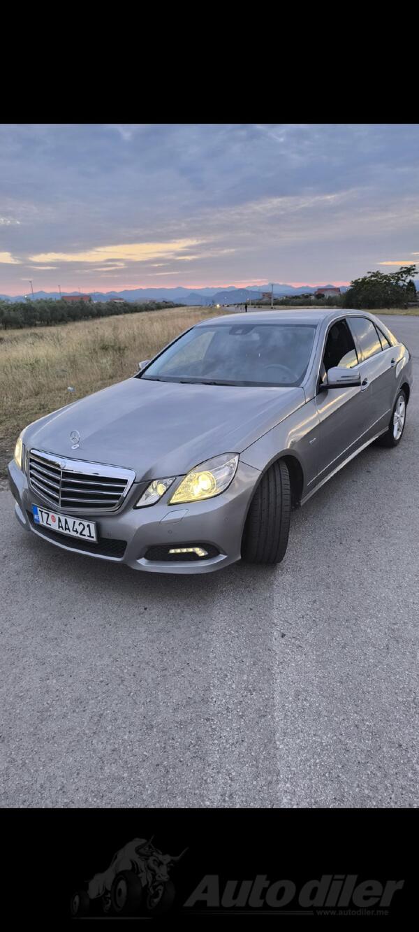 Mercedes Benz - E 220