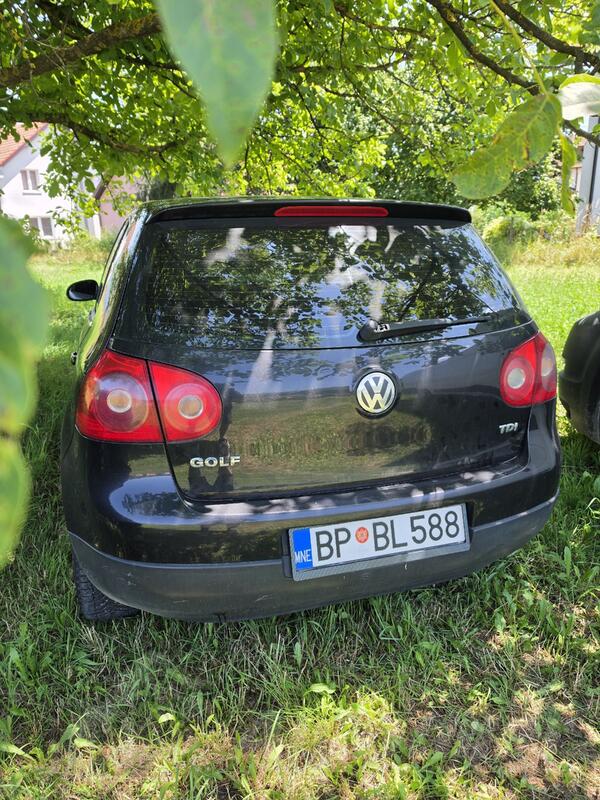 Volkswagen - Golf 5 - 1.9