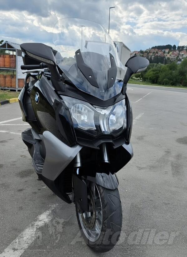 BMW - C650 GT