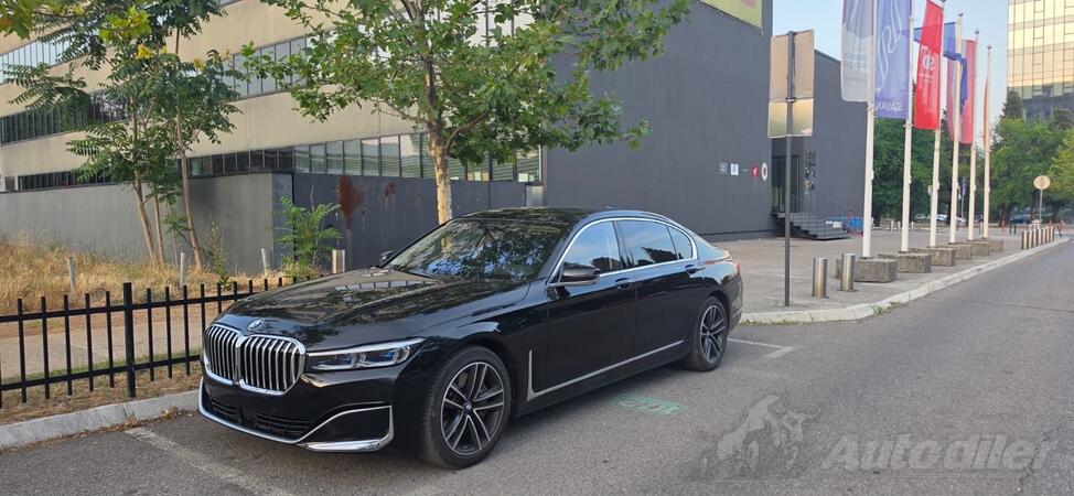 BMW - 740 - long x drive