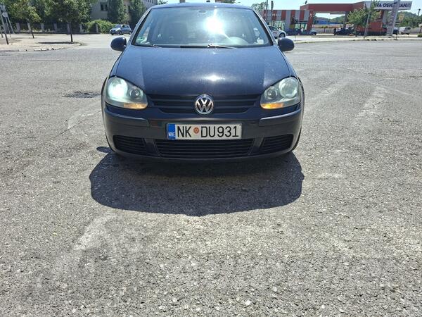 Volkswagen - Golf 5 - 1.9tdi