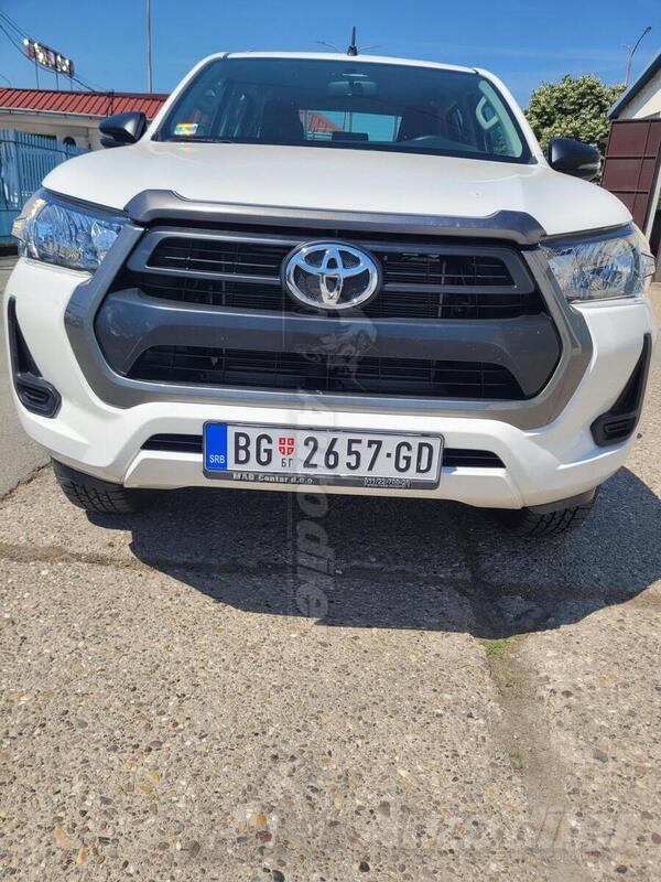 Toyota - Hilux - 2,4