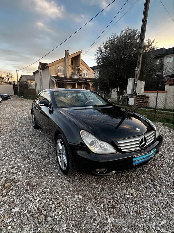 Mercedes Benz - CLS 320 - 3.2