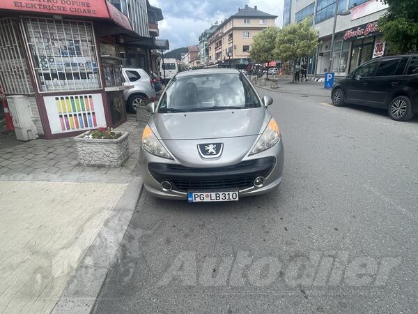 Peugeot - 207 - 1.4