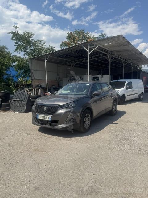 Peugeot - 2008 - 1.2 Benzin