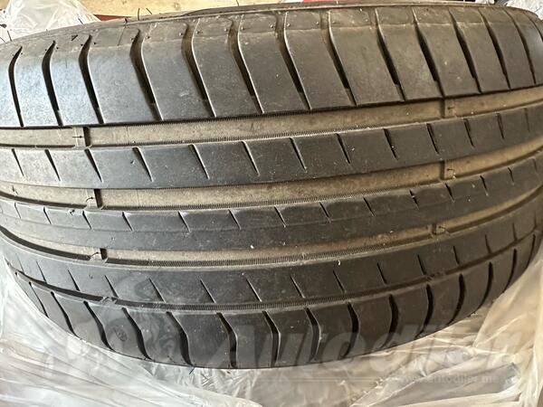 Tigar - 225/40/18 - Summer tire