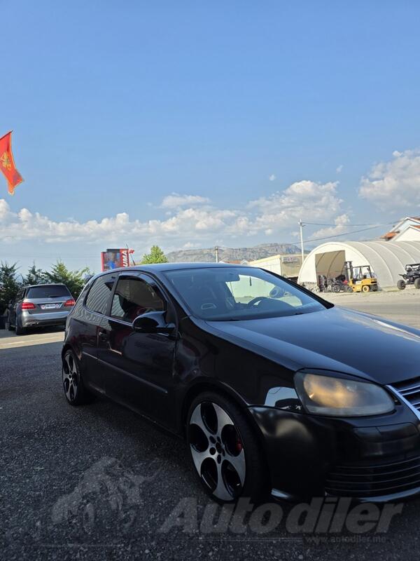 Volkswagen - Golf 5 - 1.9