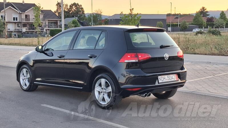 Volkswagen - Golf 7 - 2.0tdi