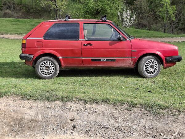 Volkswagen - Golf 2 - 16