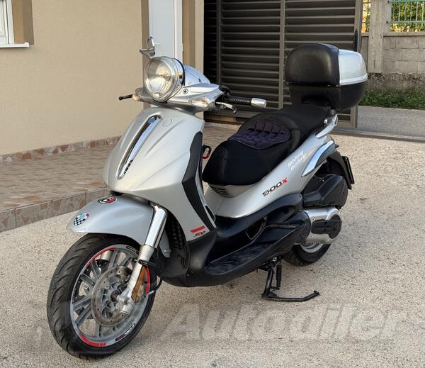 Piaggio - BEVERLY 500
