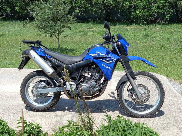 Yamaha - xt660r