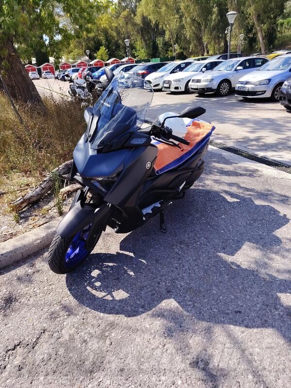 Yamaha - xmax 300