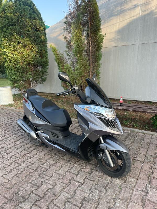Kymco - G-dink