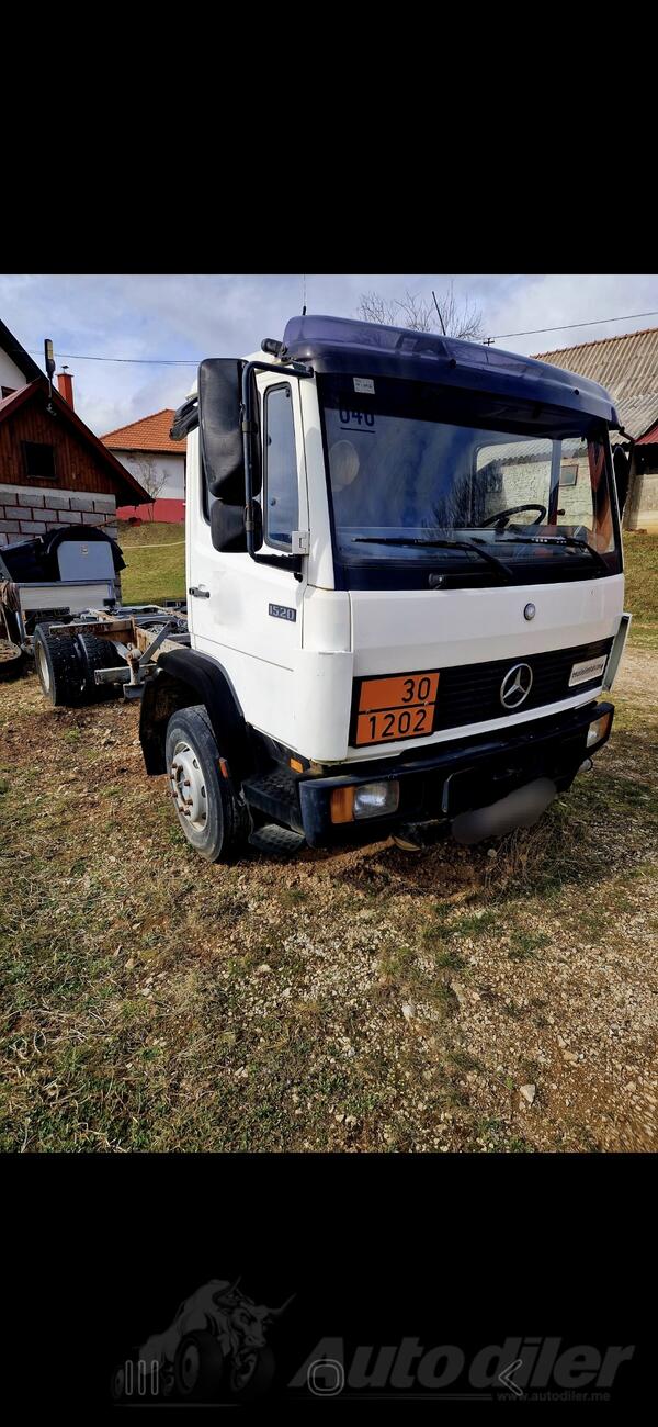 Mercedes Benz - 1520L
