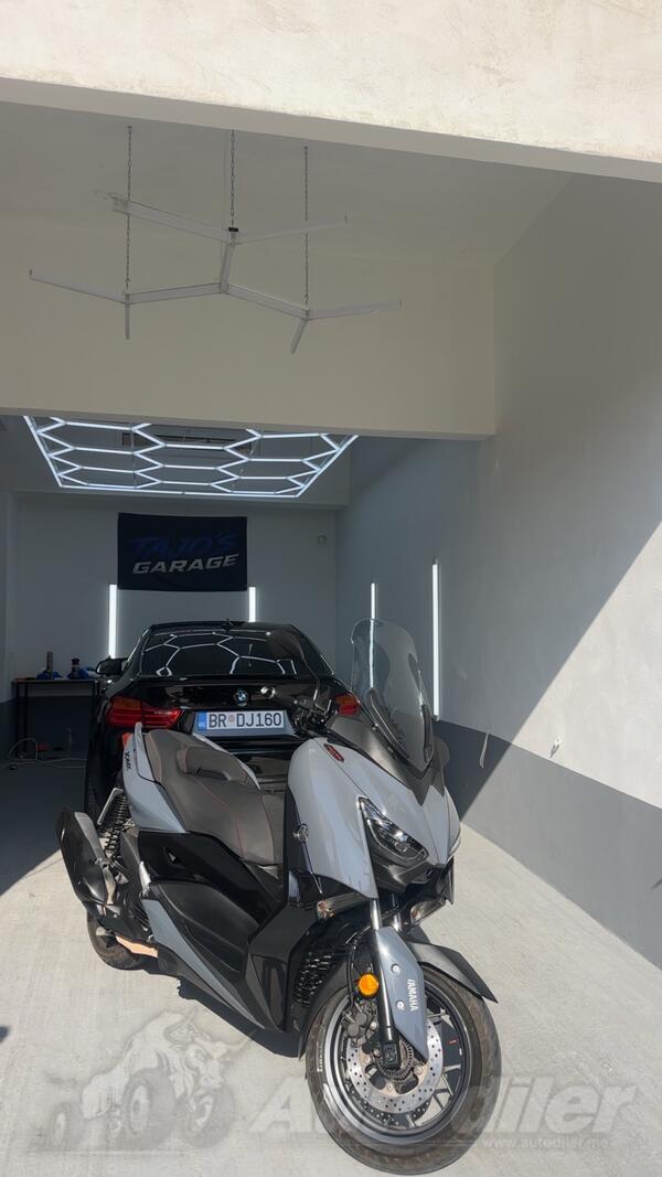 Yamaha - Xmax