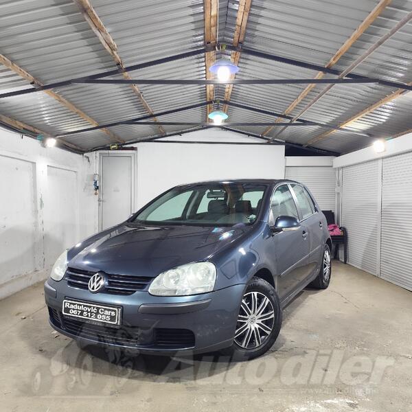 Volkswagen - Golf 5 - 1.9 TDI