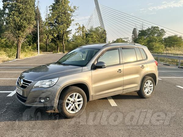 Volkswagen - Tiguan - 2.0 TDI 4Motion