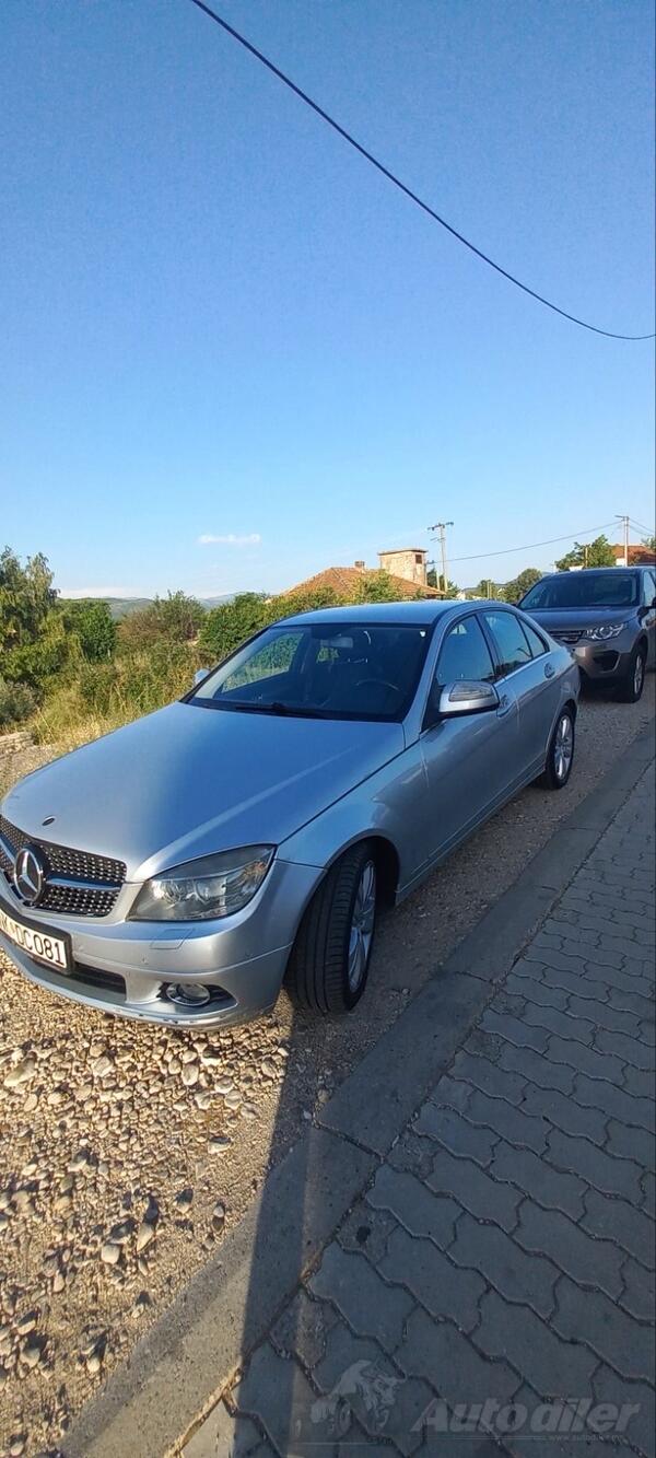 Mercedes Benz - C 220 - 2.0CDI