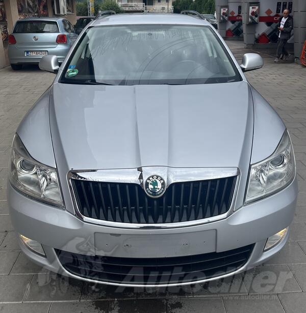 Škoda - Octavia - 1.6