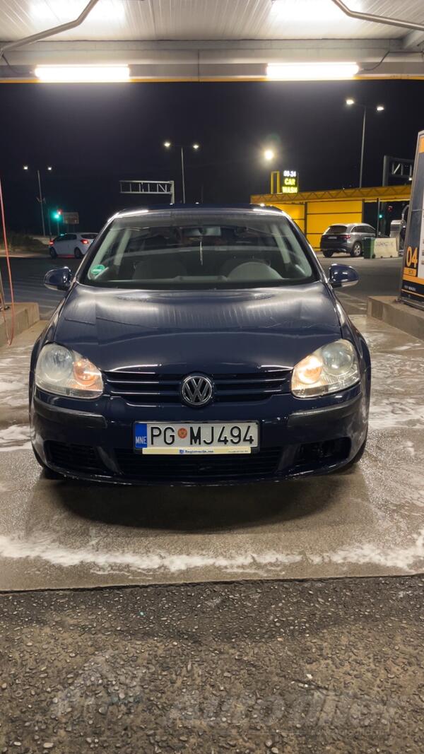 Volkswagen - Golf 5 - 1.4 16v