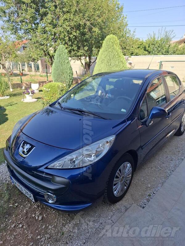 Peugeot - 207 - 1.6 HDI