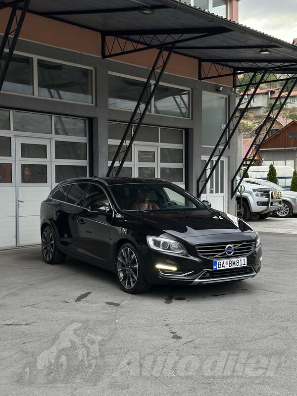 Volvo - V60 - 2.4