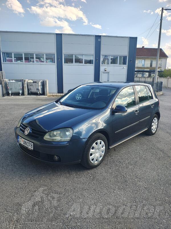 Volkswagen - Golf 5 - 1.9 TDI