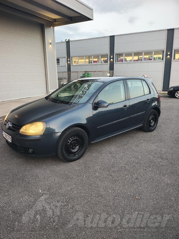 Volkswagen - Golf 5 - 1.9 TDI