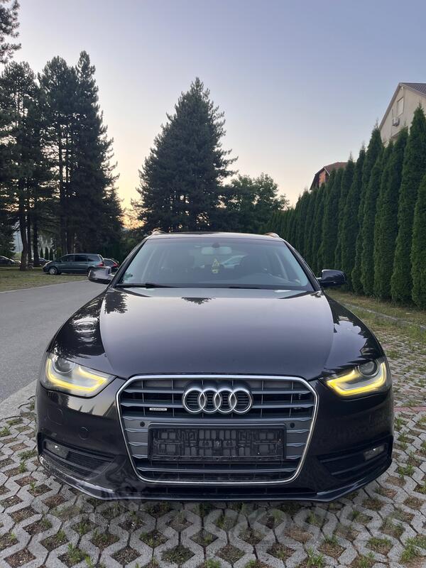 Audi - A4 - 2.0 quatro