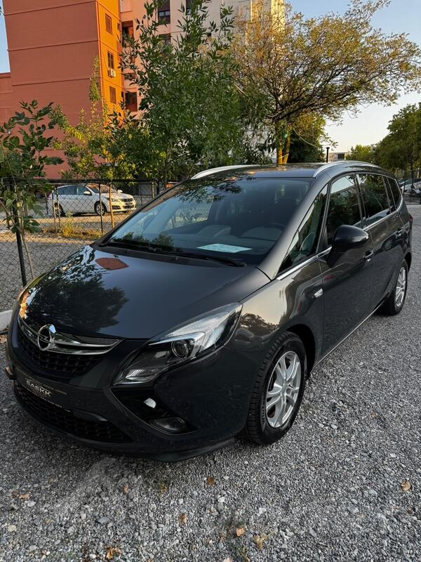 Opel - Zafira - 1.6CDI