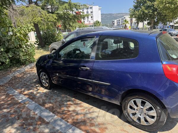Renault - Clio - 1.5 DCI