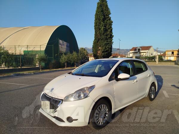 Peugeot - 208 - 1.4 HDI