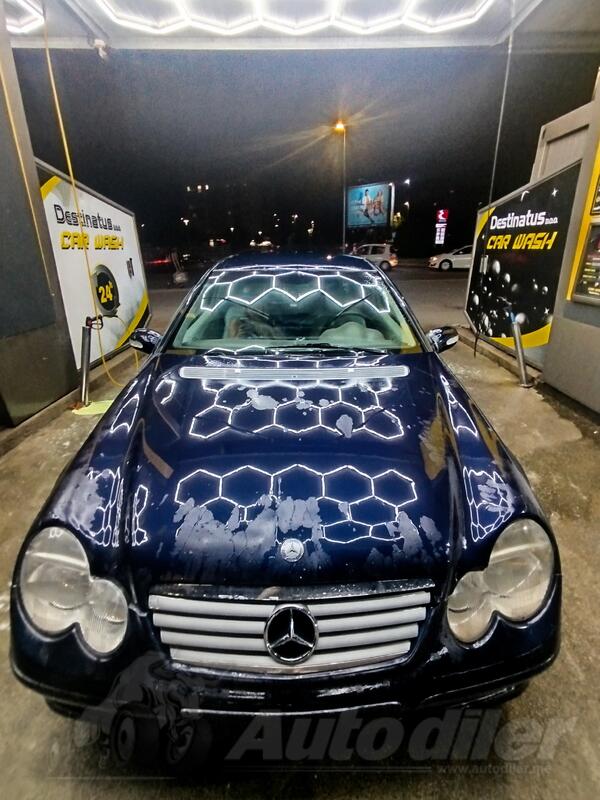 Mercedes Benz - C 200 - kompresor (INDIVIDUAL OPREMA)