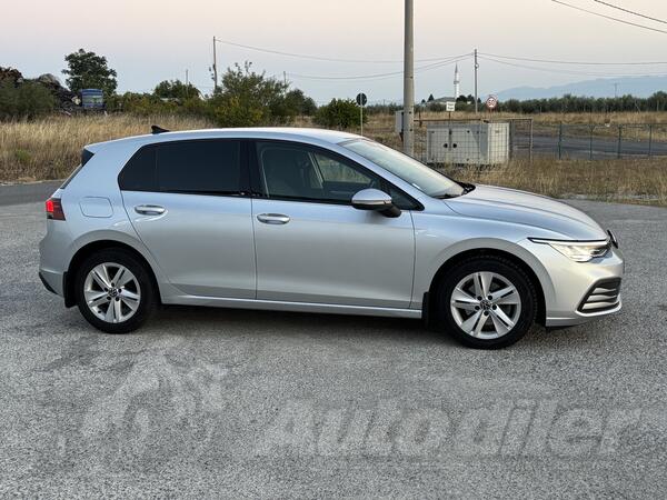 Volkswagen - Golf 8 - 2.0 TDI