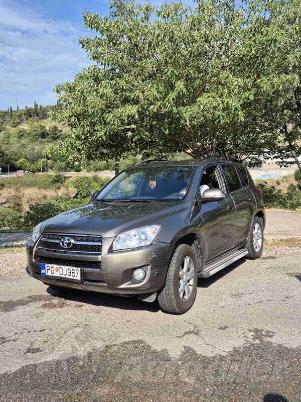 Toyota - RAV 4 - 2.2